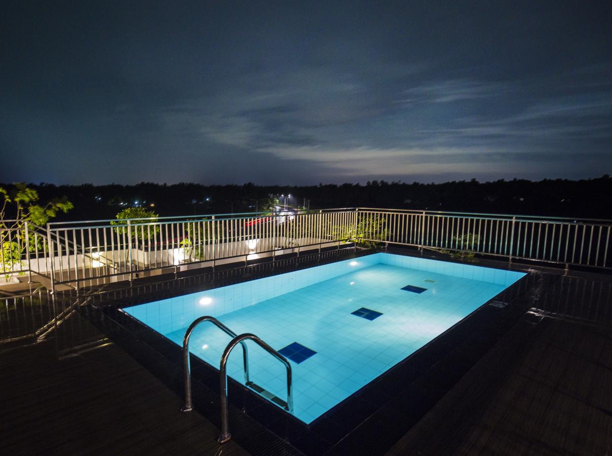 Grand 7 Hotel -Kesbewa Piliyandala Dış mekan fotoğraf
