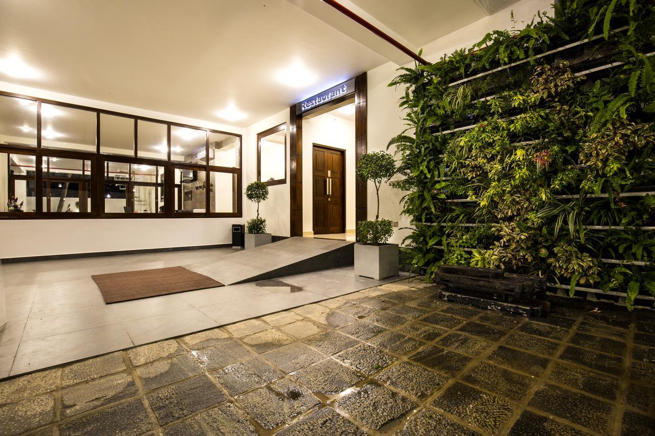 Grand 7 Hotel -Kesbewa Piliyandala Dış mekan fotoğraf