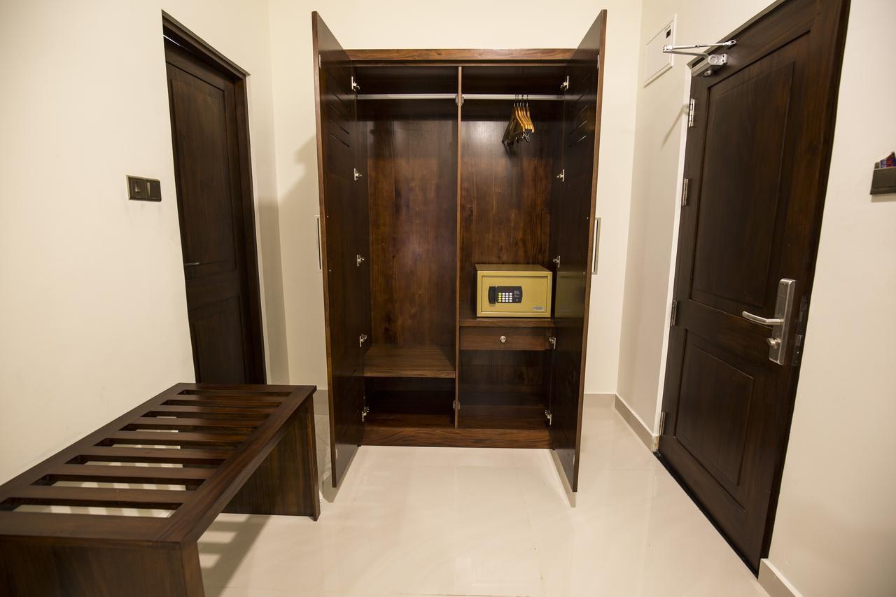 Grand 7 Hotel -Kesbewa Piliyandala Dış mekan fotoğraf