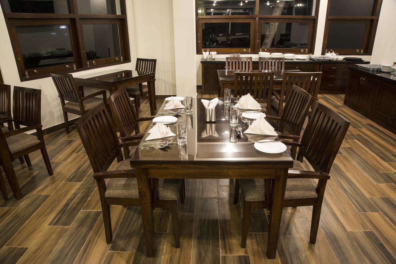 Grand 7 Hotel -Kesbewa Piliyandala Dış mekan fotoğraf